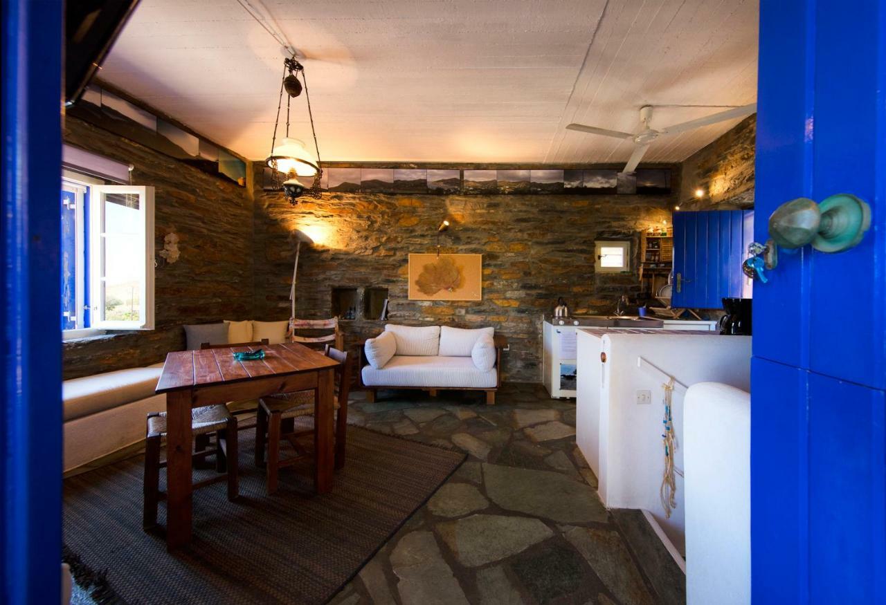 Вилла Stone House With A Magical View Otzias Экстерьер фото